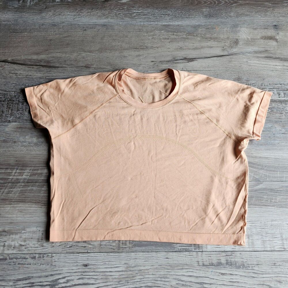 (12) Lululemon swiftly tech cropped short sleeve top